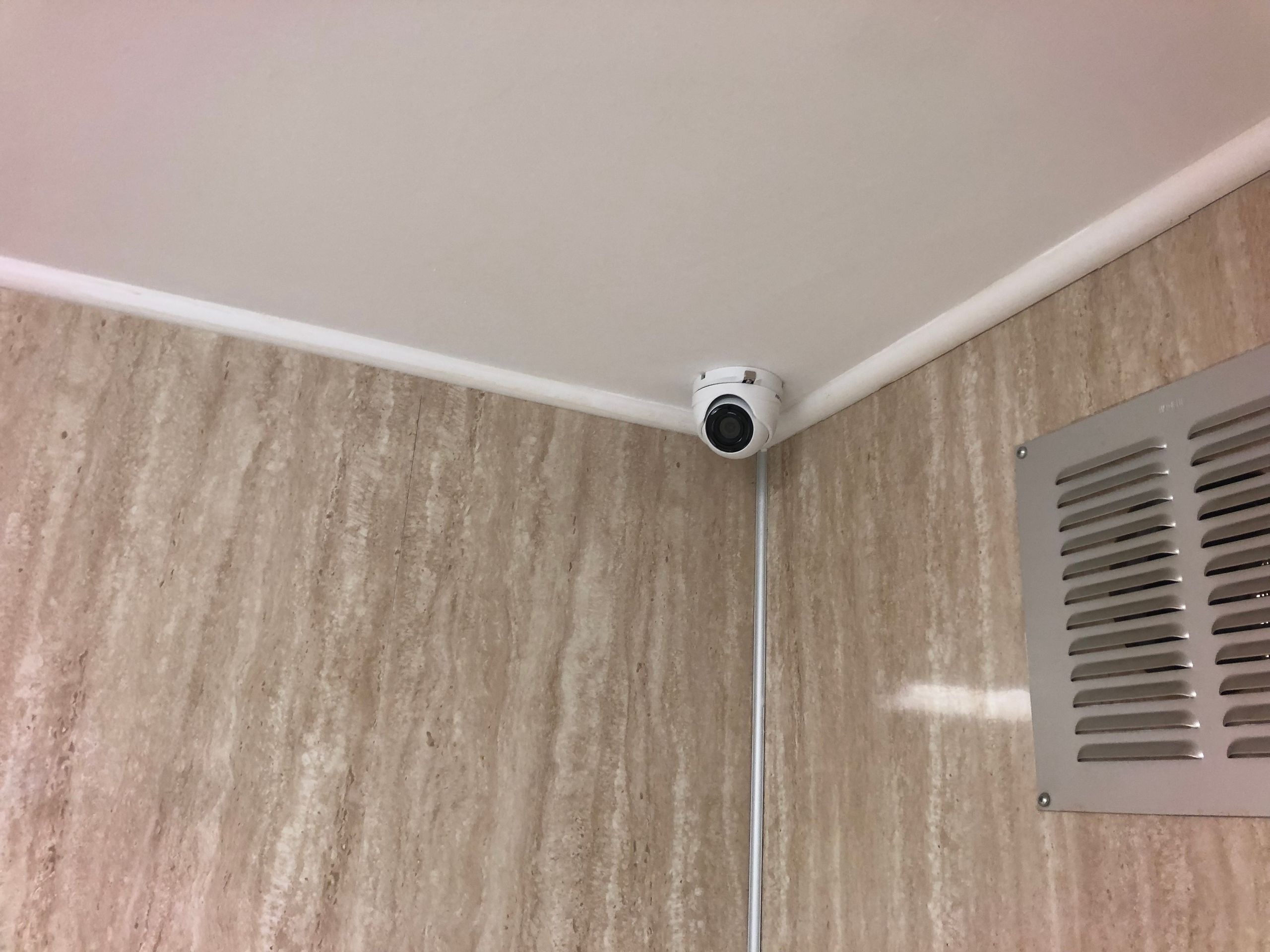 imgi_179_121